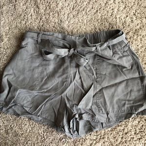 Tobi Gray Paper bag shorts